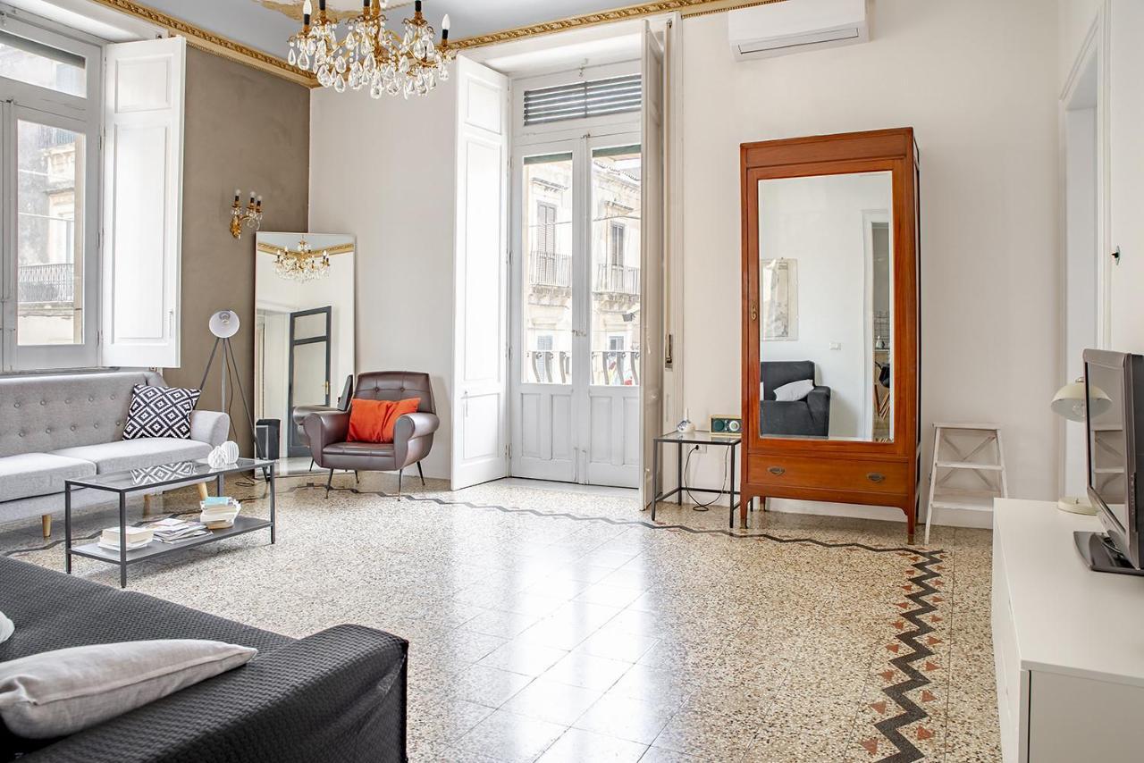 Cavour Apartments By Wonderful Italy Noto Eksteriør bilde